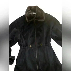 Vintage black Jonathan Michael wool coat. No size. Thinking it’s a 12/14. EUC‎